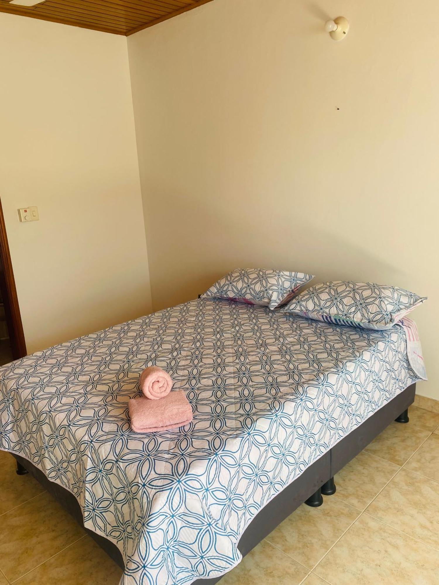 Hostel Cerca Al Centro Historico Cartagena ภายนอก รูปภาพ