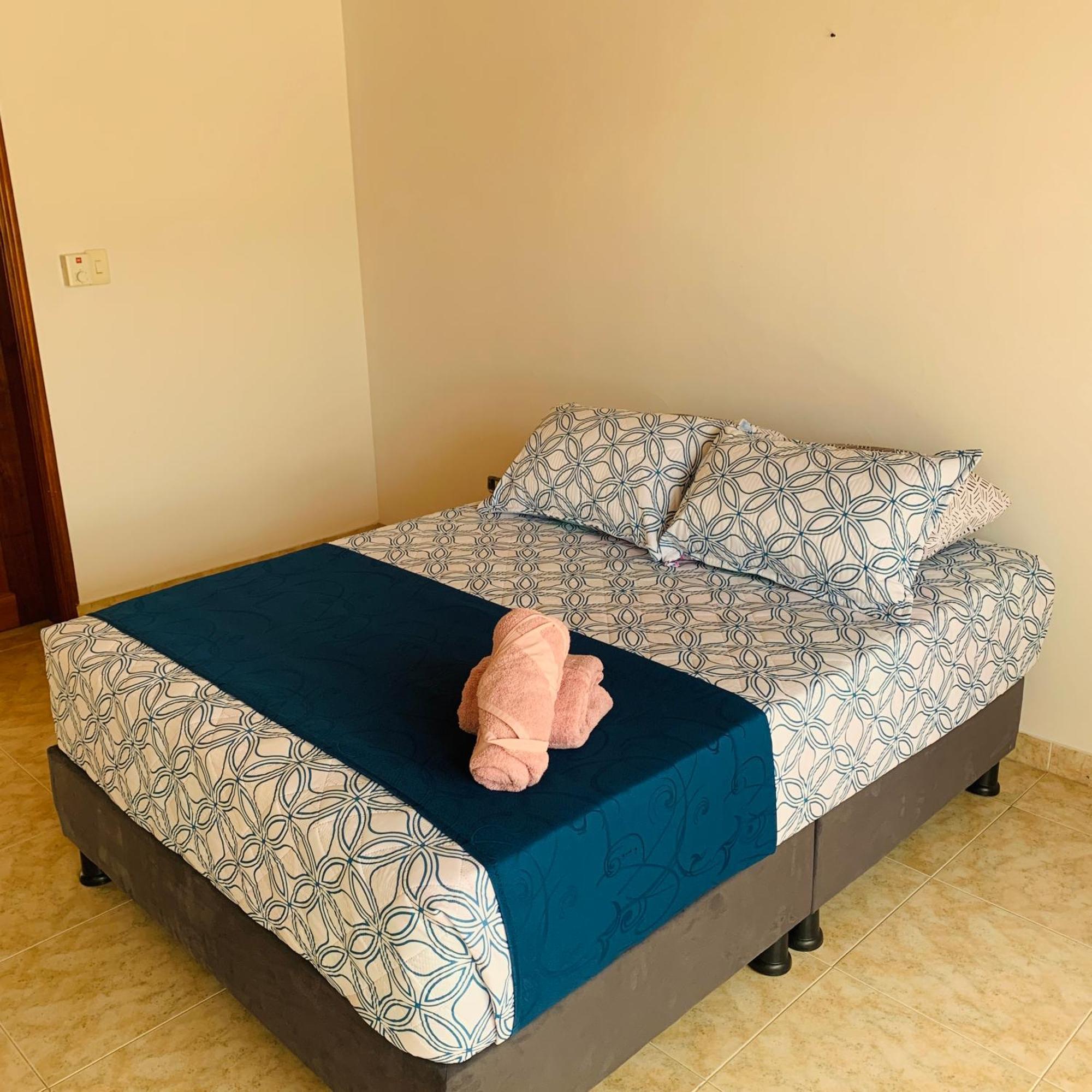 Hostel Cerca Al Centro Historico Cartagena ภายนอก รูปภาพ