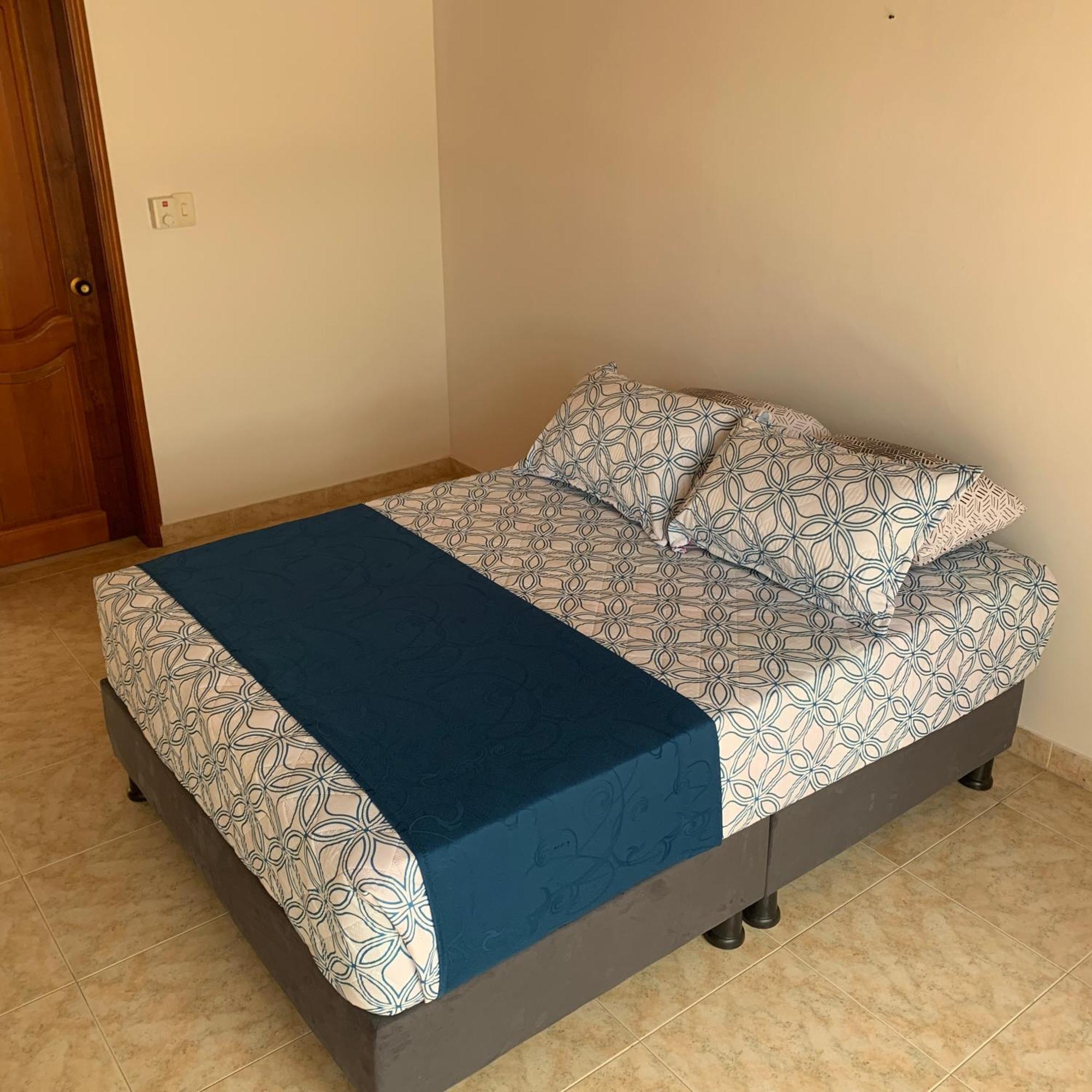 Hostel Cerca Al Centro Historico Cartagena ภายนอก รูปภาพ