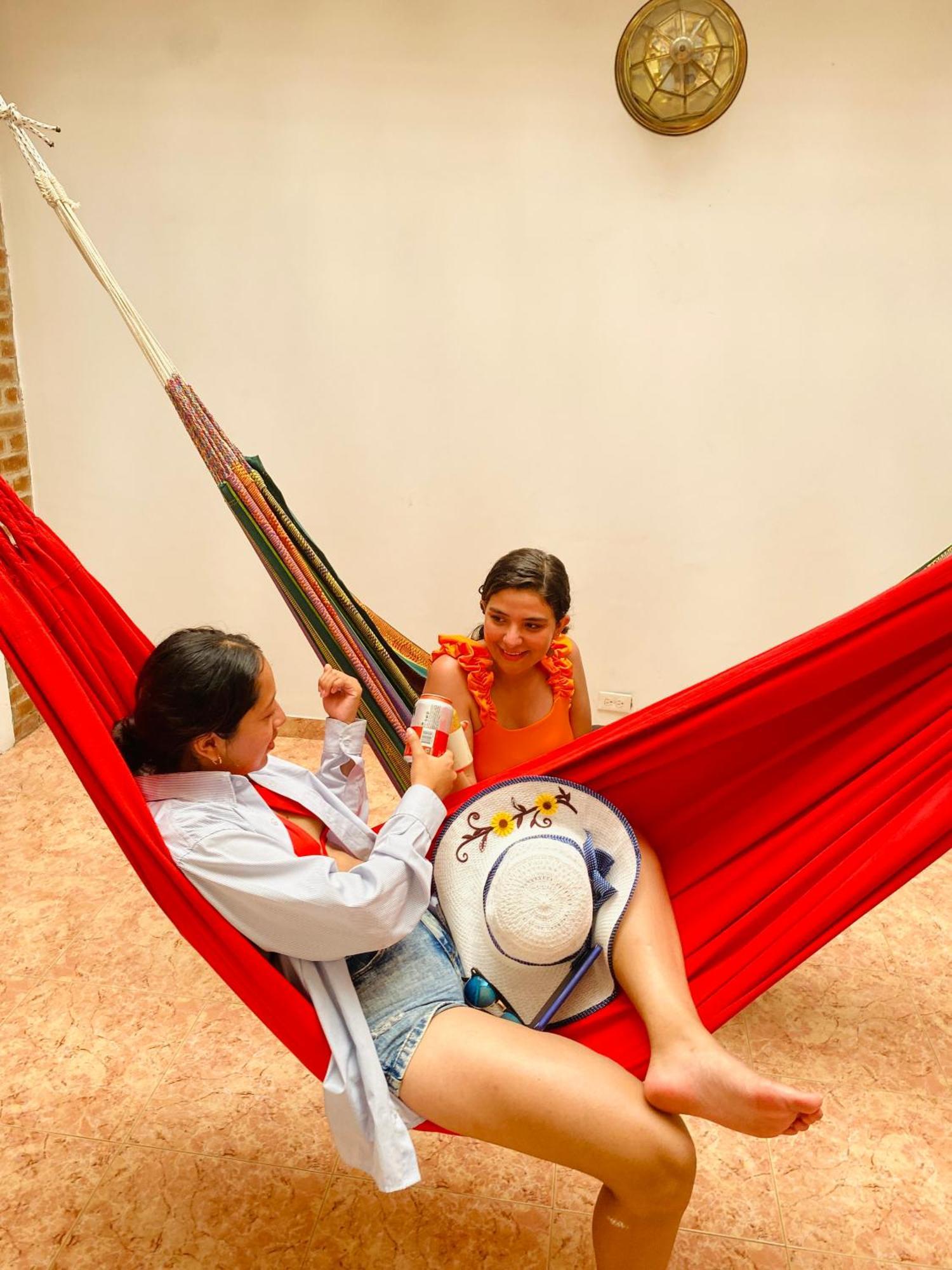 Hostel Cerca Al Centro Historico Cartagena ภายนอก รูปภาพ