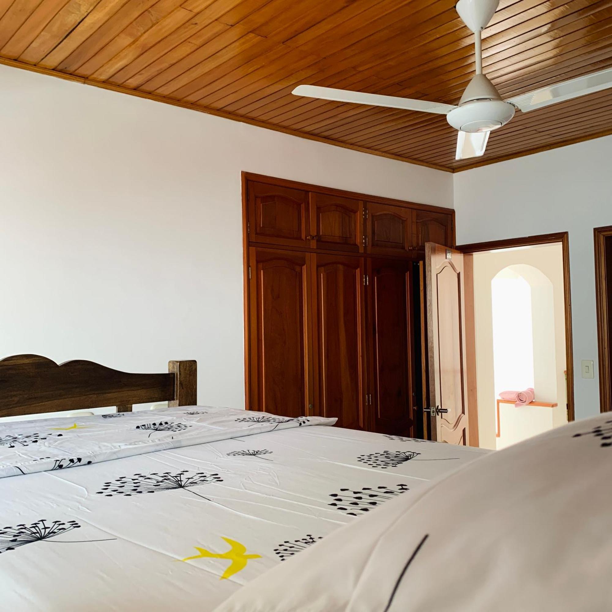 Hostel Cerca Al Centro Historico Cartagena ภายนอก รูปภาพ