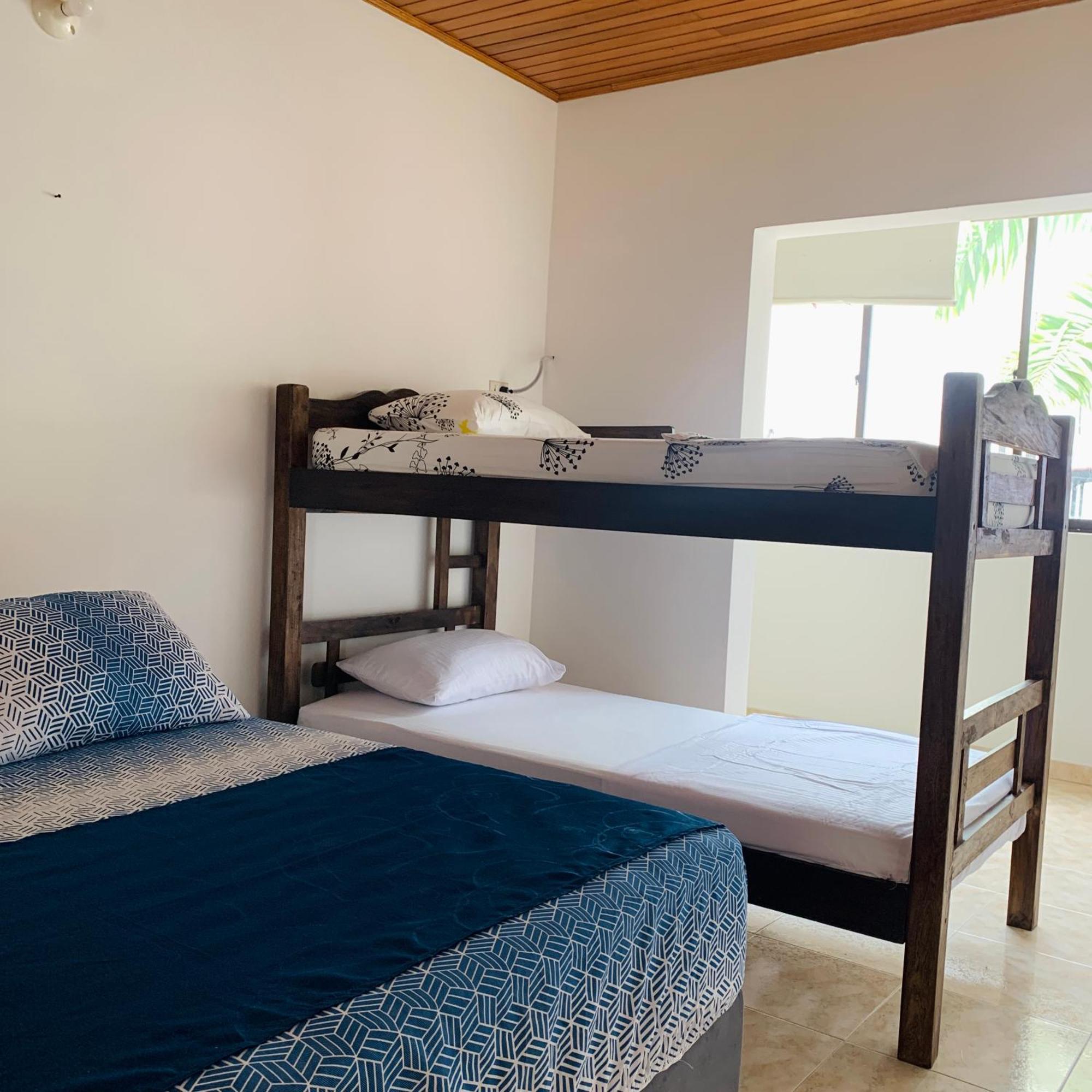 Hostel Cerca Al Centro Historico Cartagena ภายนอก รูปภาพ
