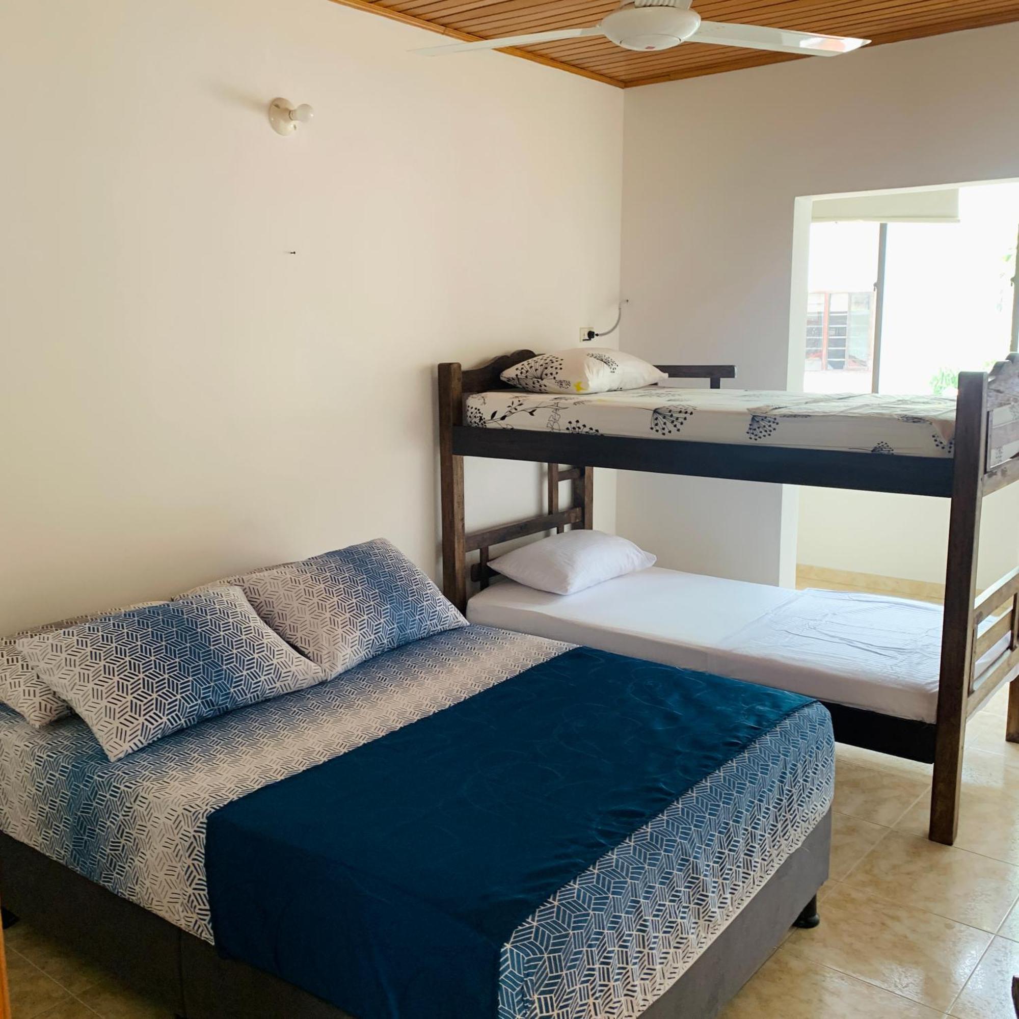 Hostel Cerca Al Centro Historico Cartagena ภายนอก รูปภาพ