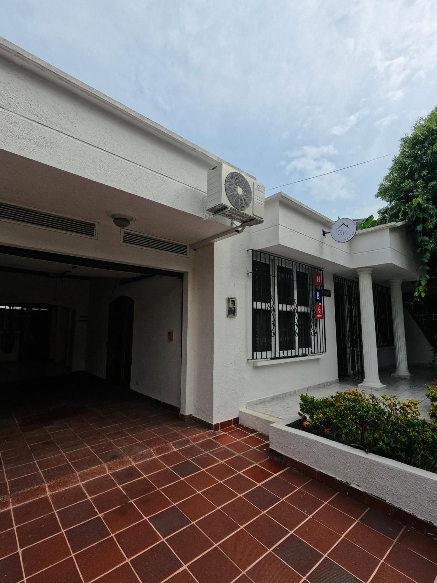 Hostel Cerca Al Centro Historico Cartagena ภายนอก รูปภาพ